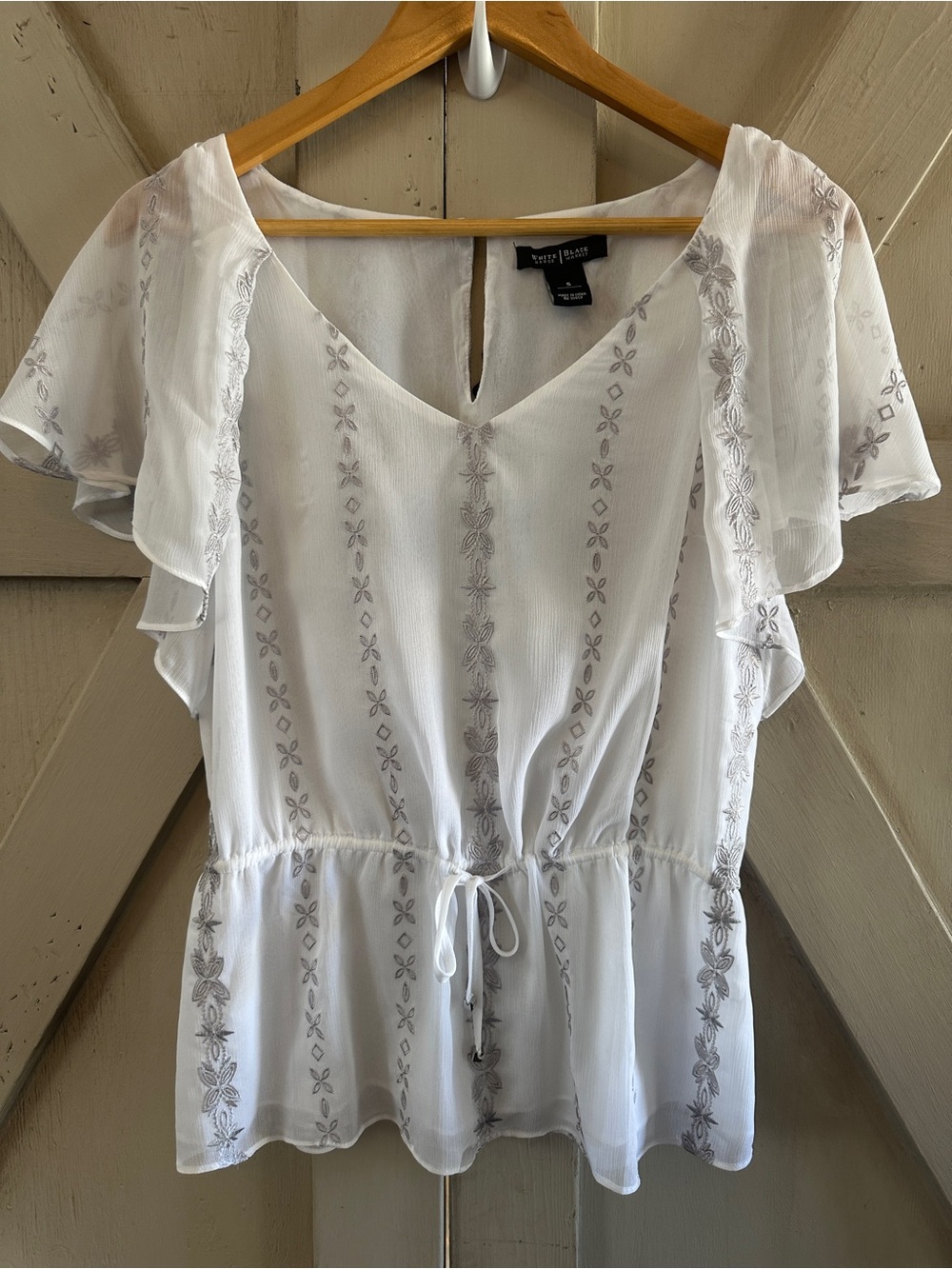 White House Black Market Embroidered Flutter Sleeve Blouse White Size Small
